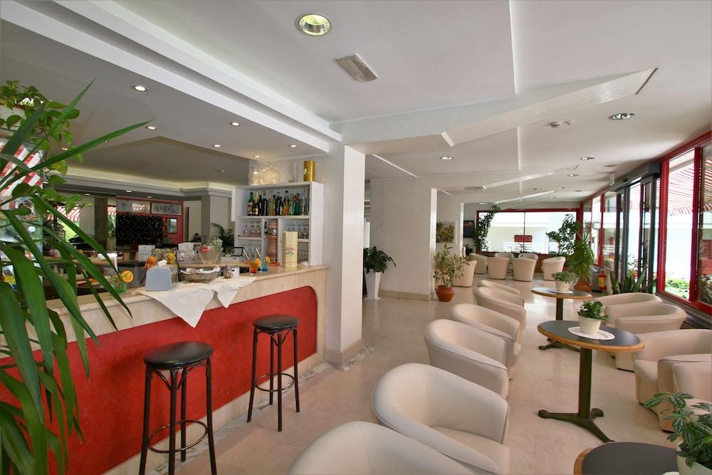 Hotel De Amicis Riccione Esterno foto