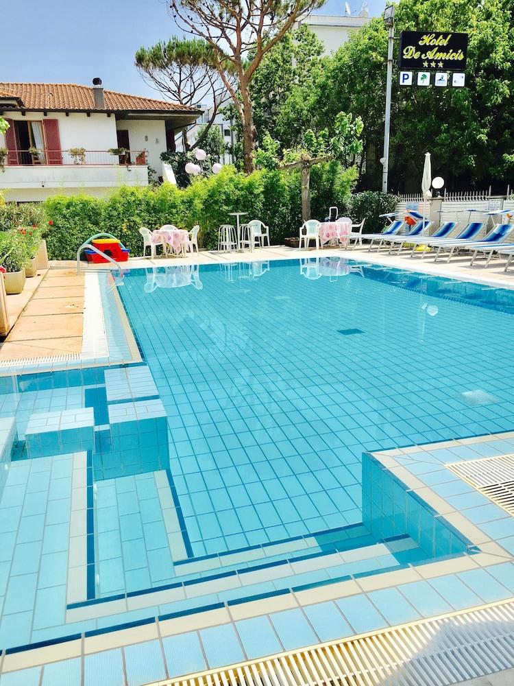 Hotel De Amicis Riccione Esterno foto