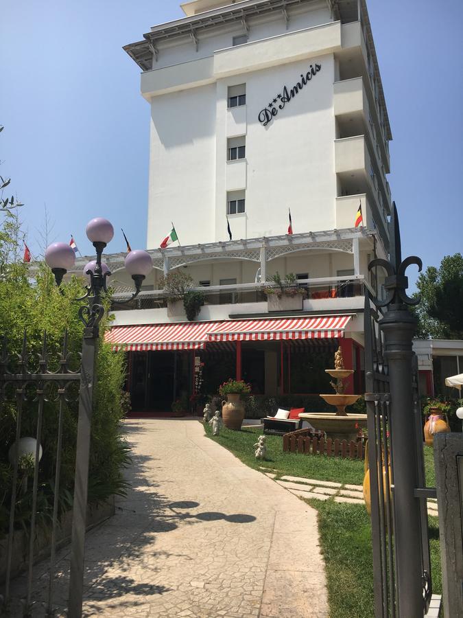 Hotel De Amicis Riccione Esterno foto