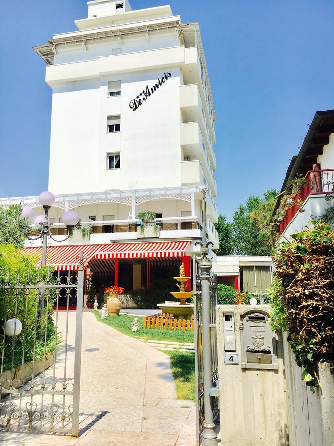 Hotel De Amicis Riccione Esterno foto